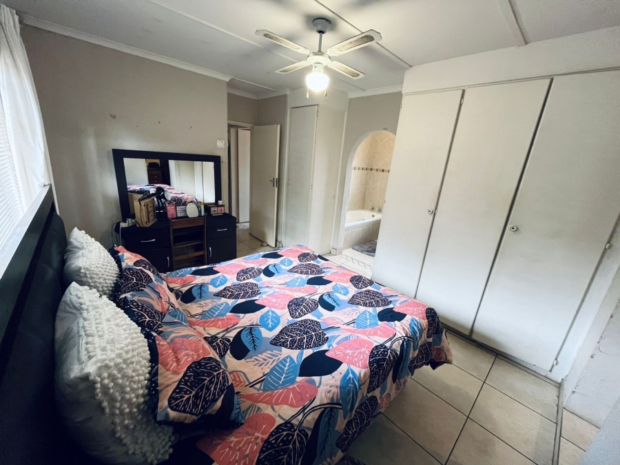 3 Bedroom Property for Sale in Protea Park North West